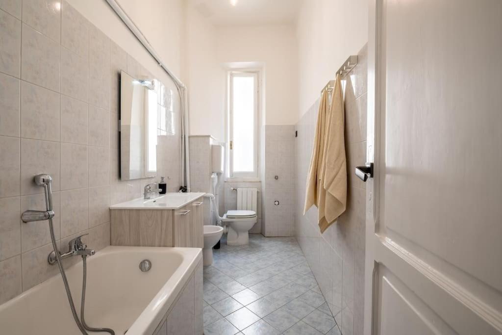 La Belle Epoque Apartment Генуа Екстериор снимка